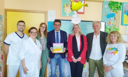 Donati piccoli robot educativi alle Pediatrie di Belluno e Feltre