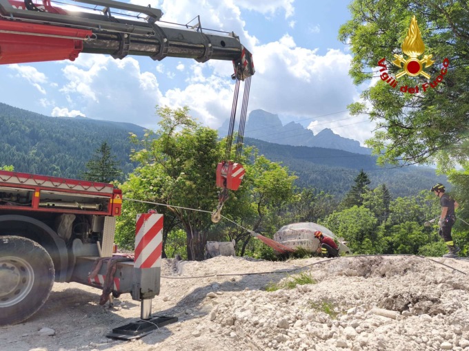 Frana di Cancia, 60 gli interventi dei vigili del fuoco. Rimane aperto il Centro operativo comunale