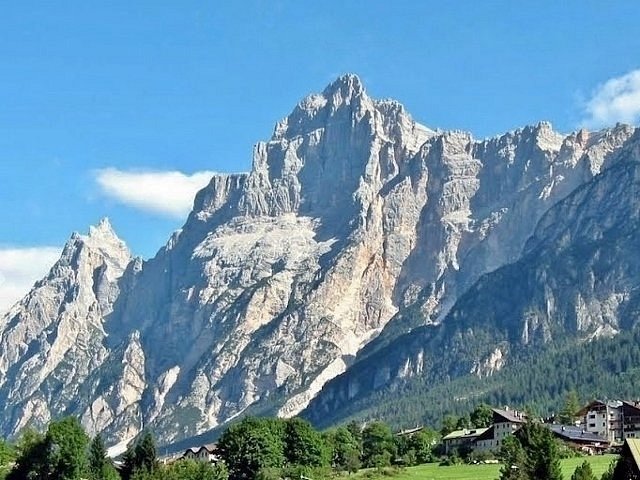 Frane sulla Croda Marcora: tre nuovi cedimenti, ma l’Alemagna resta aperta