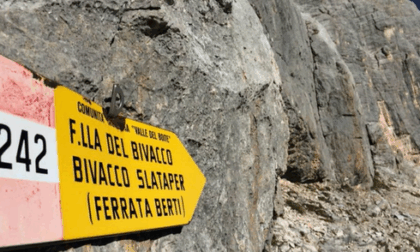 Ferrata De Berti chiusa con barriere metalliche: “Divieti ignorati, ma la montagna non perdona”