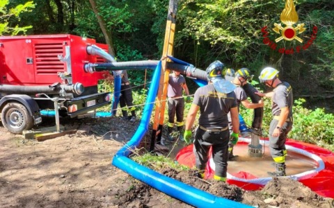 Vigili del fuoco, maxi-esercitazione a Belluno: test riuscito per l’alta capacità di pompaggio
