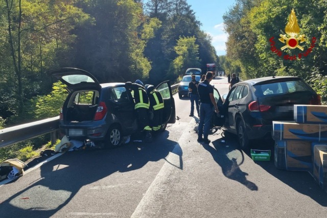 Incidente in località Casoni: una persona liberata dai Vigili del fuoco
