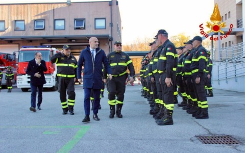 Olimpiadi 2026, visita del sottosegretario Prisco al Comando dei vigili del fuoco di Belluno