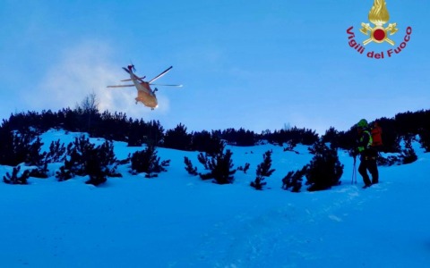 Chiede aiuto con un tablet, poi il silenzio: escursionista dispersa sul Framont