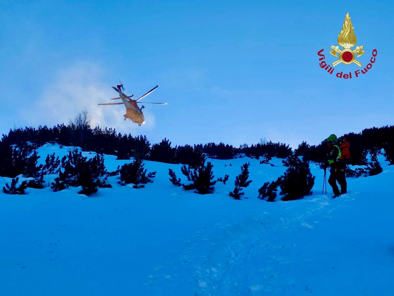 Chiede aiuto con un tablet, poi il silenzio: escursionista dispersa sul Framont