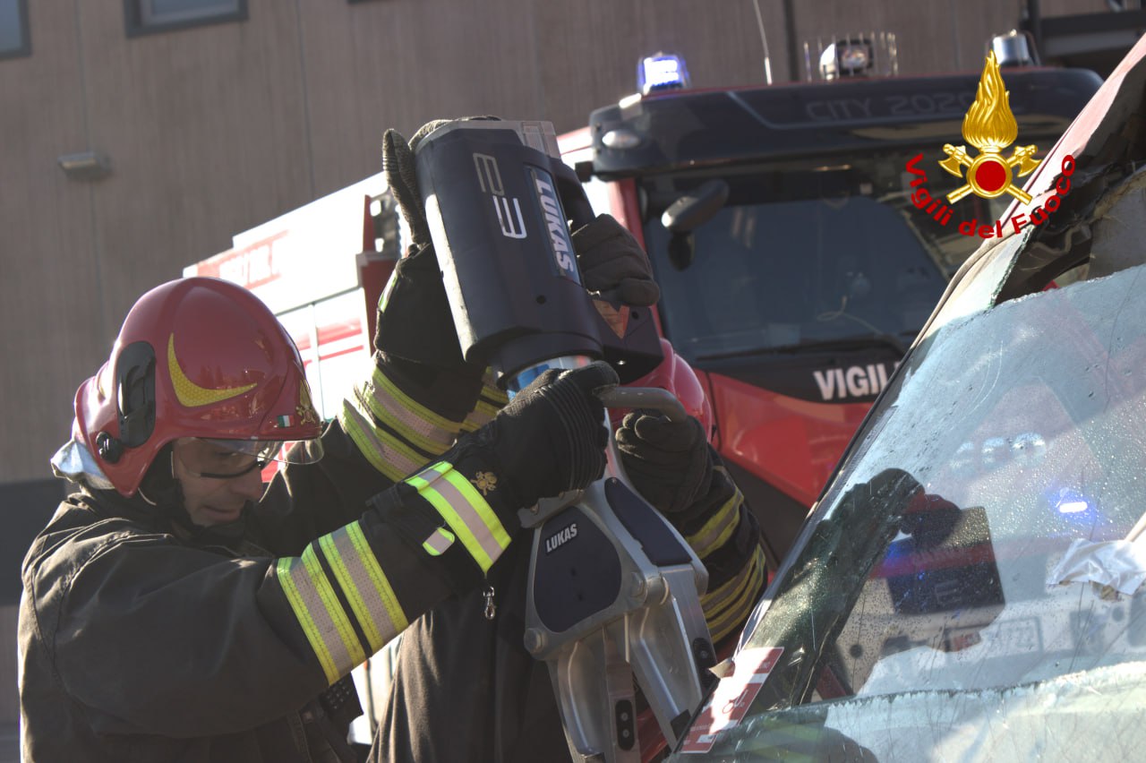 Maxi emergenza simulata a Belluno: test su un grave incidente stradale con più mezzi coinvolti
