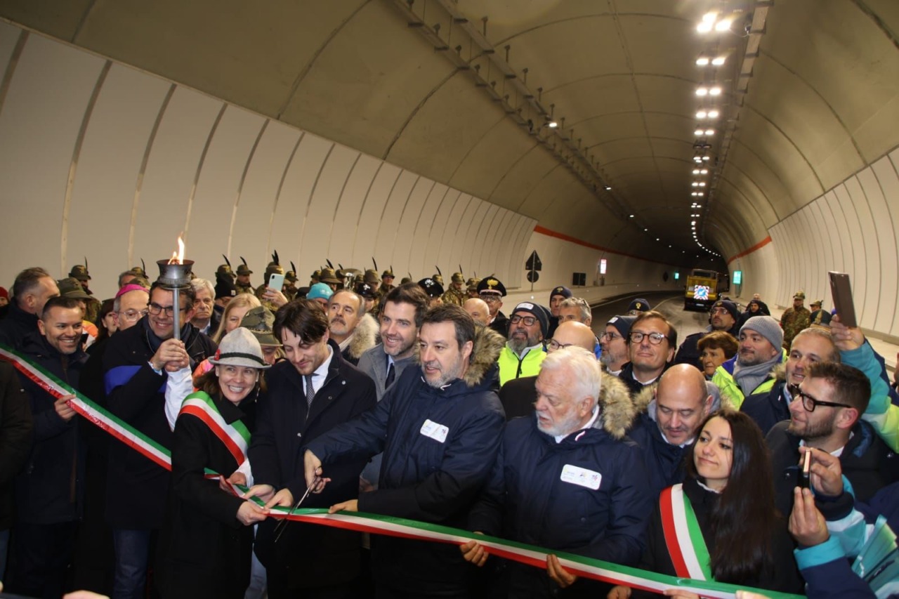 Inaugurate le varianti di Tai e Valle di Cadore: meno traffico nei centri abitati e primo segno concreto della legacy olimpica