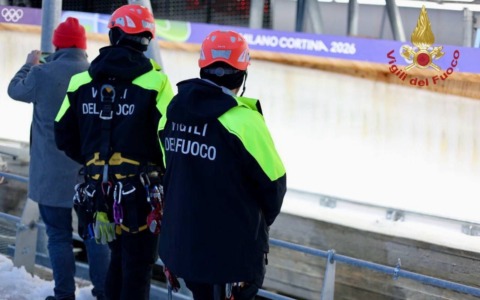 Cortina 2026, i vigili del fuoco testano il soccorso in pista: esercitazioni durante le gare