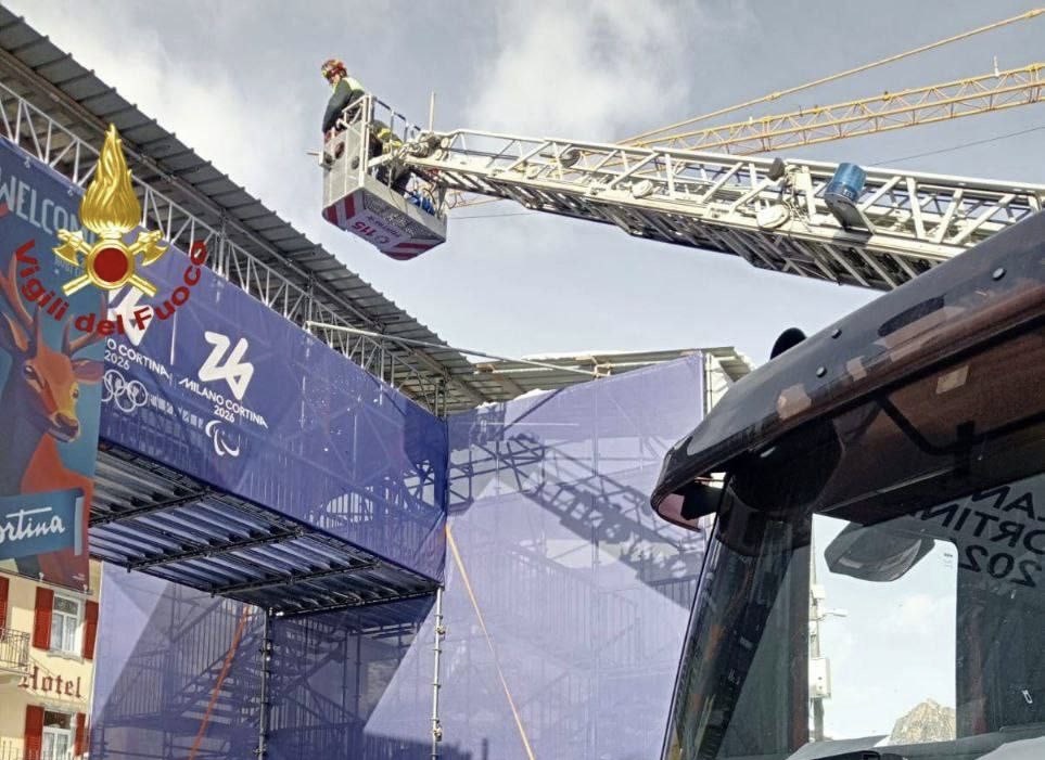 Olimpiadi invernali 2026, 91 interventi dei vigili del fuoco a Cortina