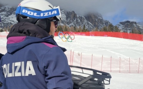 Sci senza casco e brindisi “ad alta quota”: tre sanzionati alle Tofane