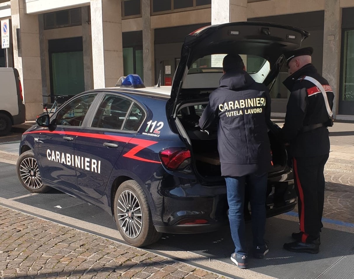 Sicurezza sul lavoro, stretta dei carabinieri: 19 denunciati e 3 attività sospese nel Bellunese