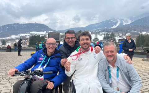 Oro da leggenda sulle Dolomiti: René De Silvestro trionfa nello slalom gigante paralimpico